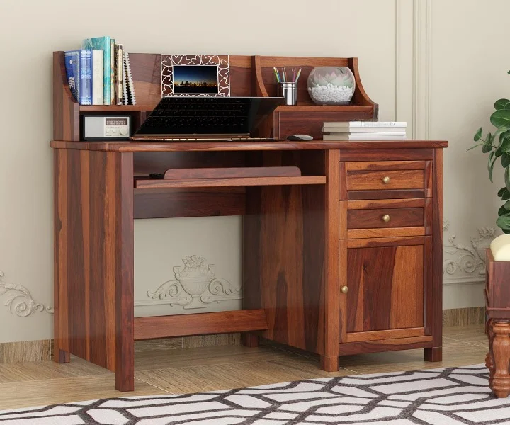 Living Room Vastu: Best Colours for Wooden Furniture and Positive Energy